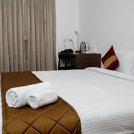 The Altruist Business Stays, Navi Mumbai-2 Exteriör bild
