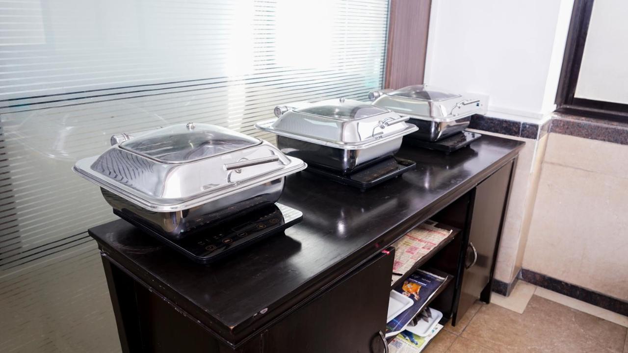The Altruist Business Stays, Navi Mumbai-2 Exteriör bild